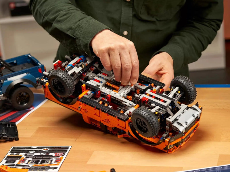 Ford Raptor F-150  Motor V6 (1379 peças)